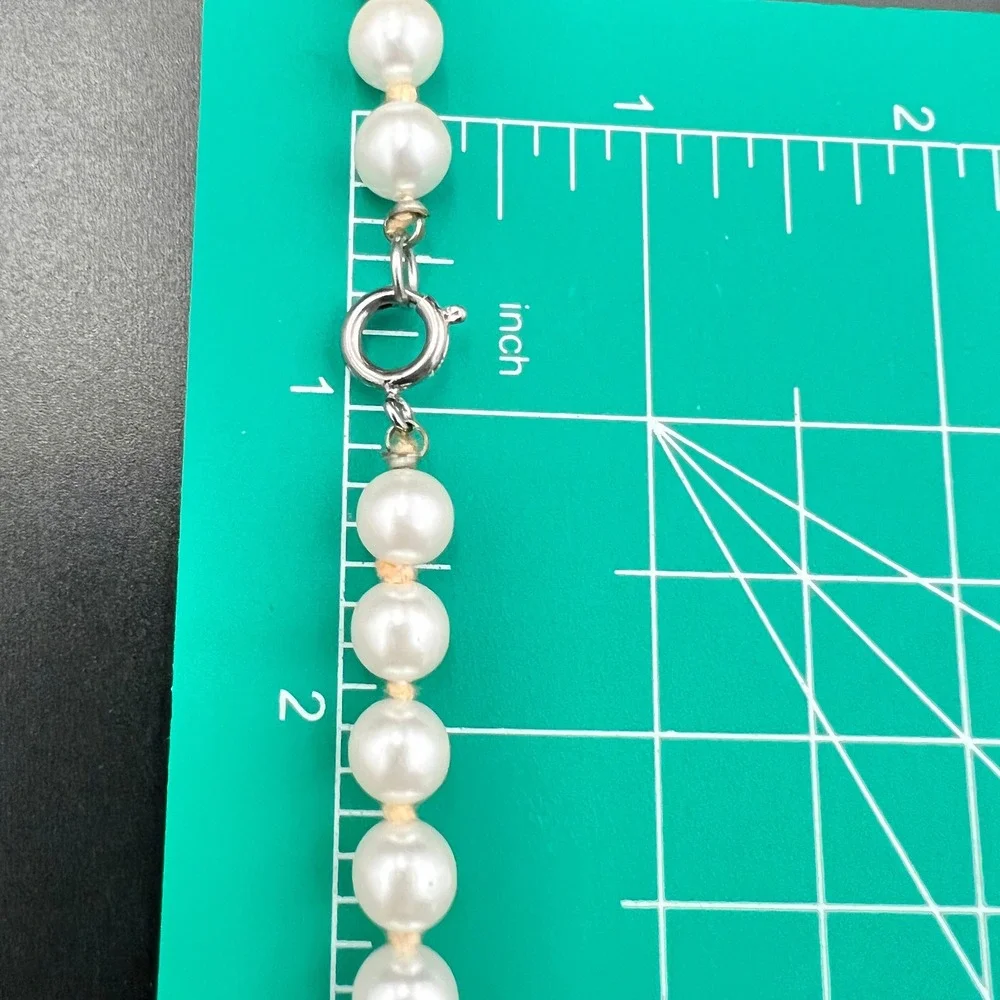 Knotted Faux Pearl Necklace 54